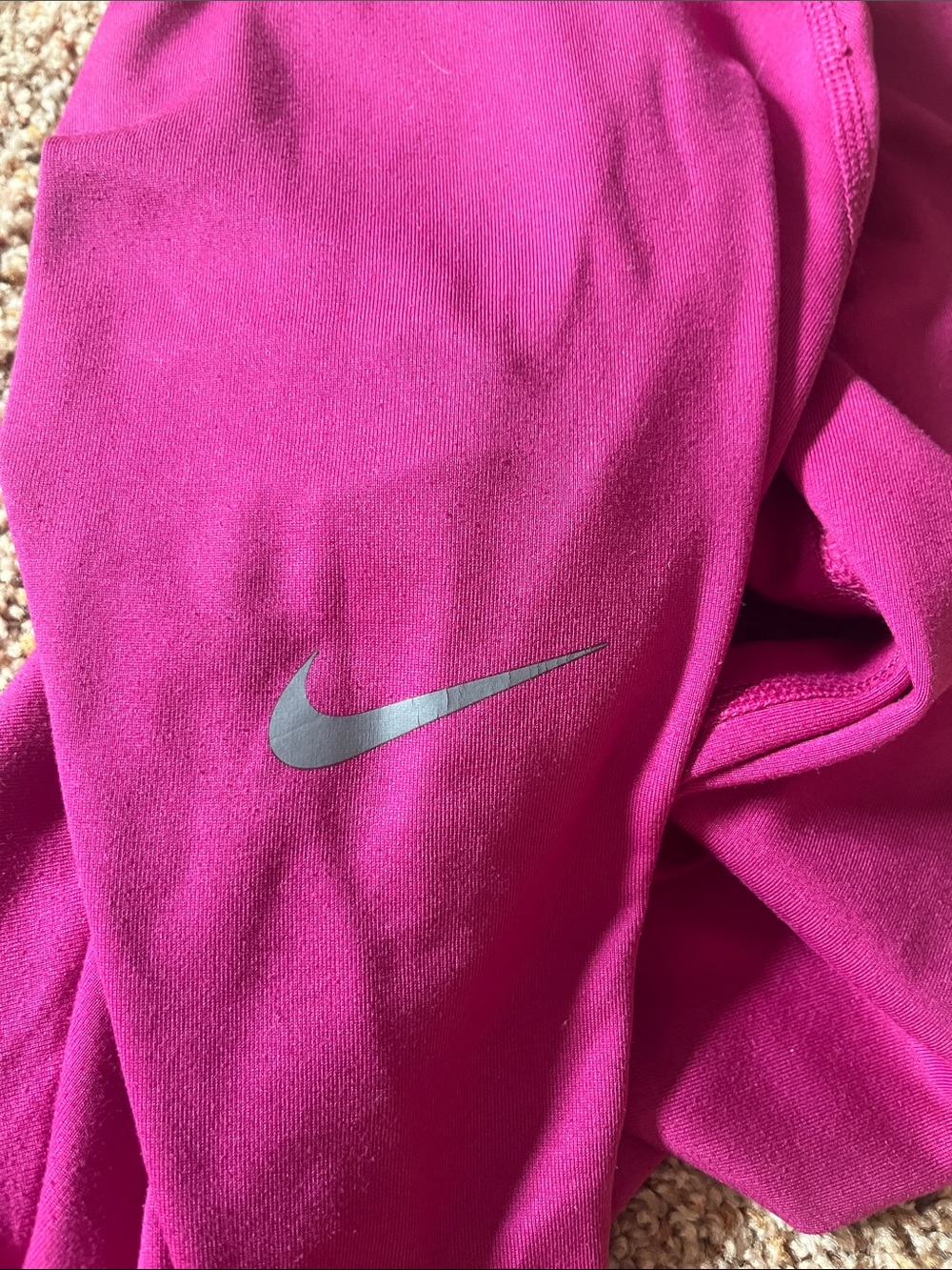 Nike Pro dri fit fushia microfleece lined long sleeve top yoga Athleisure Small - Picture 11 of 11